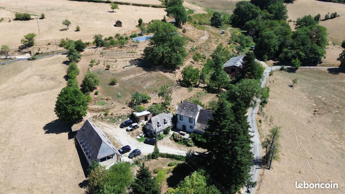 Maison 6 pièces 204 m² · à Entraygues-sur-Truyère · 204 m² · 420 000 €