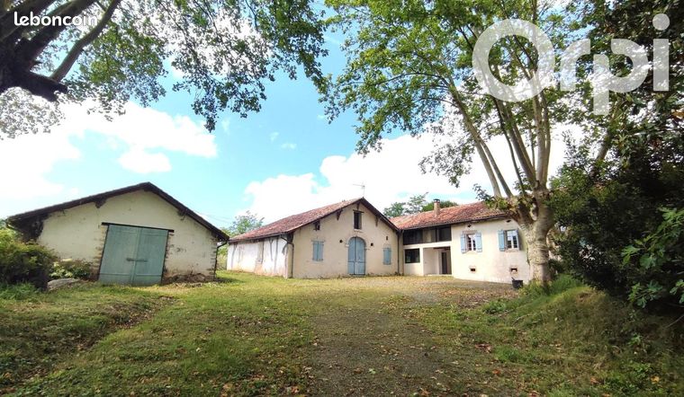 Propriété 7 pièces 250 m²
