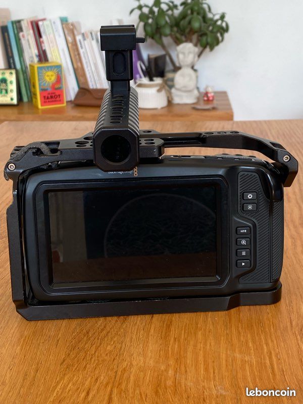 BMPCC 4k + objectif 14-42 Lumix + batterie SmallRig + cage Nitze +sac Foca (image 4)