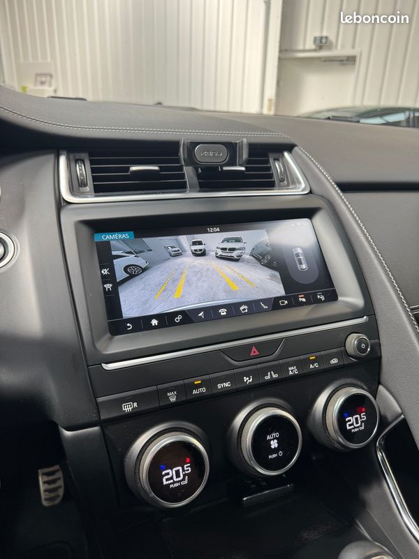 Jaguar E-Pace 2.0d 180ch R-Dynamic SE BVA9 AWD / Toit Pano / Meridian / Sièges Chauffants / Caméra (image 15)