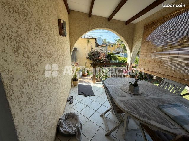 Maison 5 pièces 110 m² · à Saint-Denis · 110 m² · 337 050 €