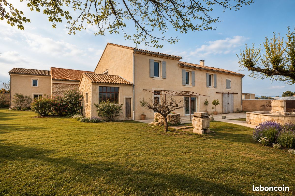 Maison 11 pièces 580 m² · à Saint-Alexandre · 580 m² · 1 095 000 €
