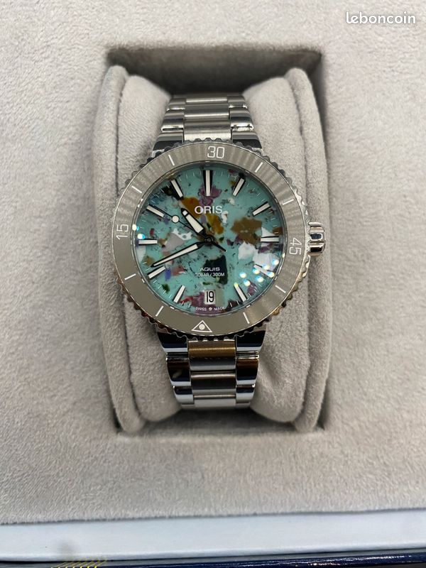 Montre Oris AQUIS date Upcycle (image 1)