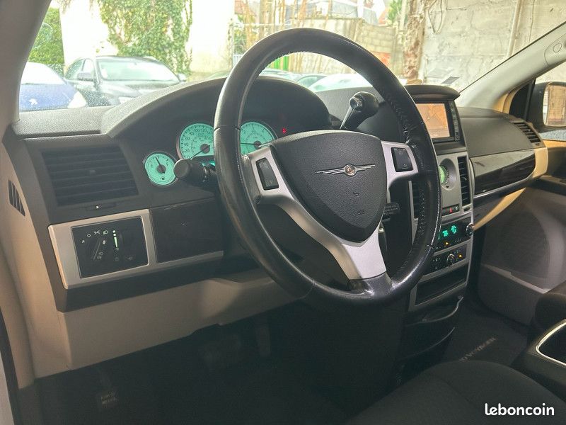 Chrysler GRAND VOYAGER 2.8 CRD TOURING BA (image 13)