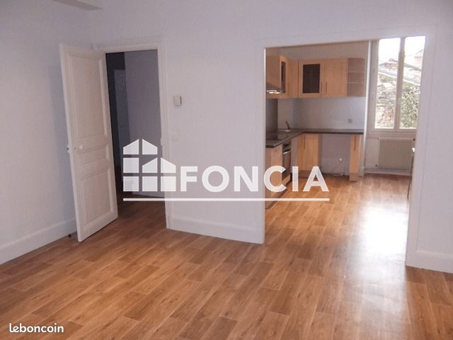 Appartement 4 pièces 96 m² · à Castres · 96 m² · 608 €/mois