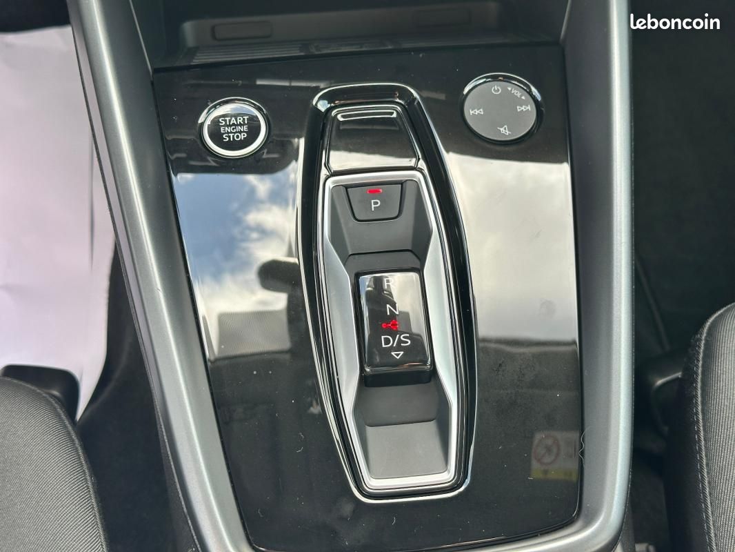 Audi A3 sportback TFSI Mild Hybrid 116 S tronic 7 Design (image 17)