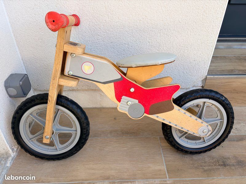 Vend Draisienne en bois (image 2)