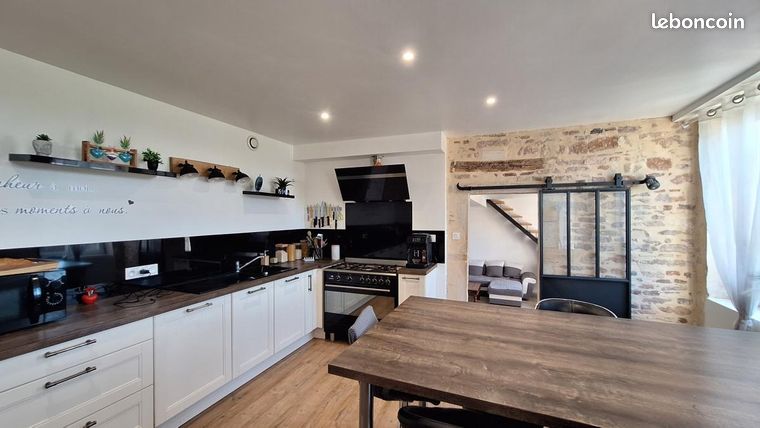 Maison 8 pièces 159 m²