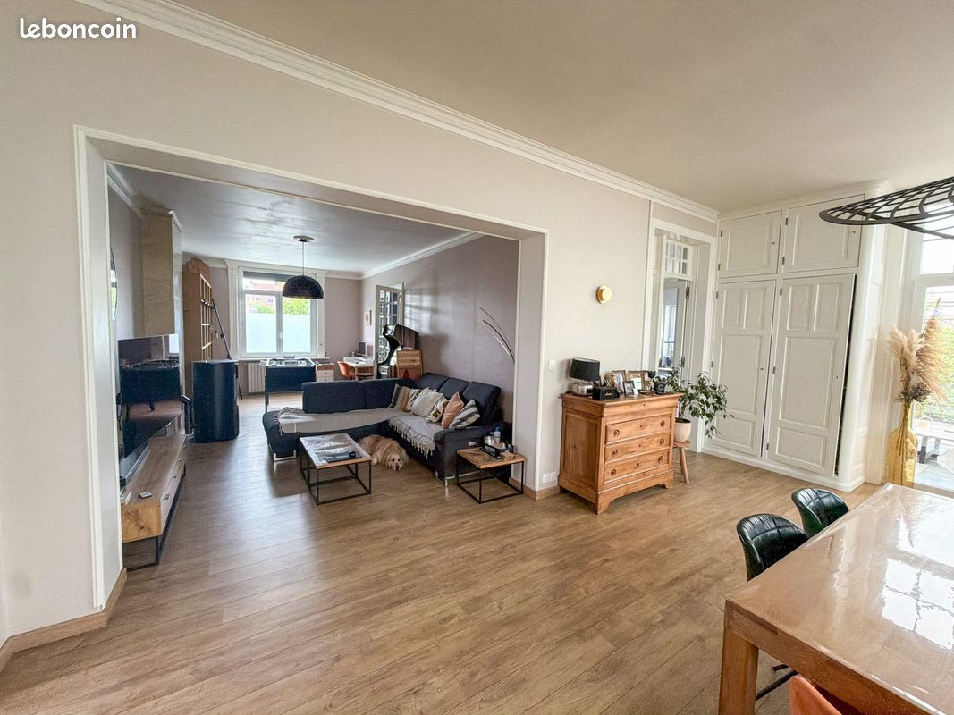 Maison 7 pièces 192 m² · à Lys-lez-Lannoy · 192 m² · 499 000 €