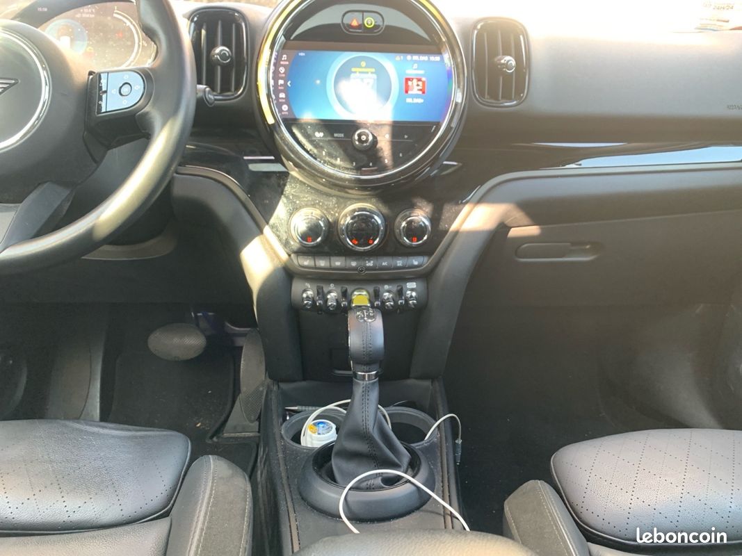 MINI COUNTRYMAN F60 LCI Countryman 125 - 95 ch ALL4 BVA6 Cooper SE Edition Premium Plus (image 12)