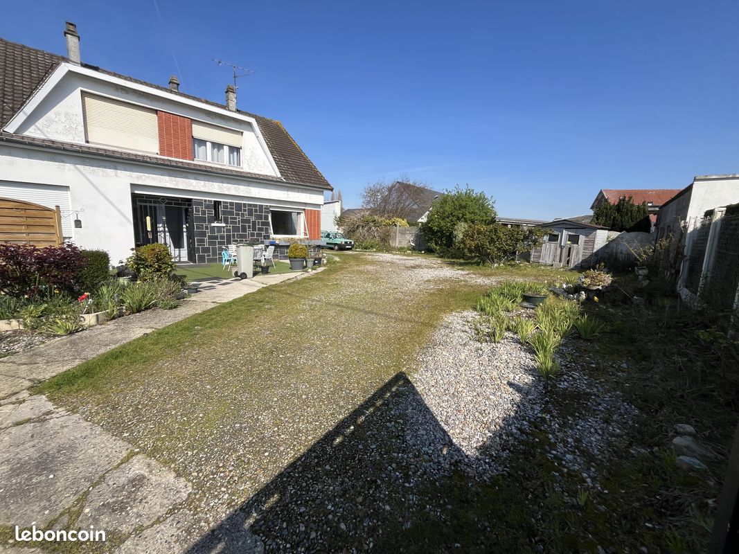 Maison 7 pièces 190 m² · à Friville-Escarbotin · 190 m² · 200 000 €