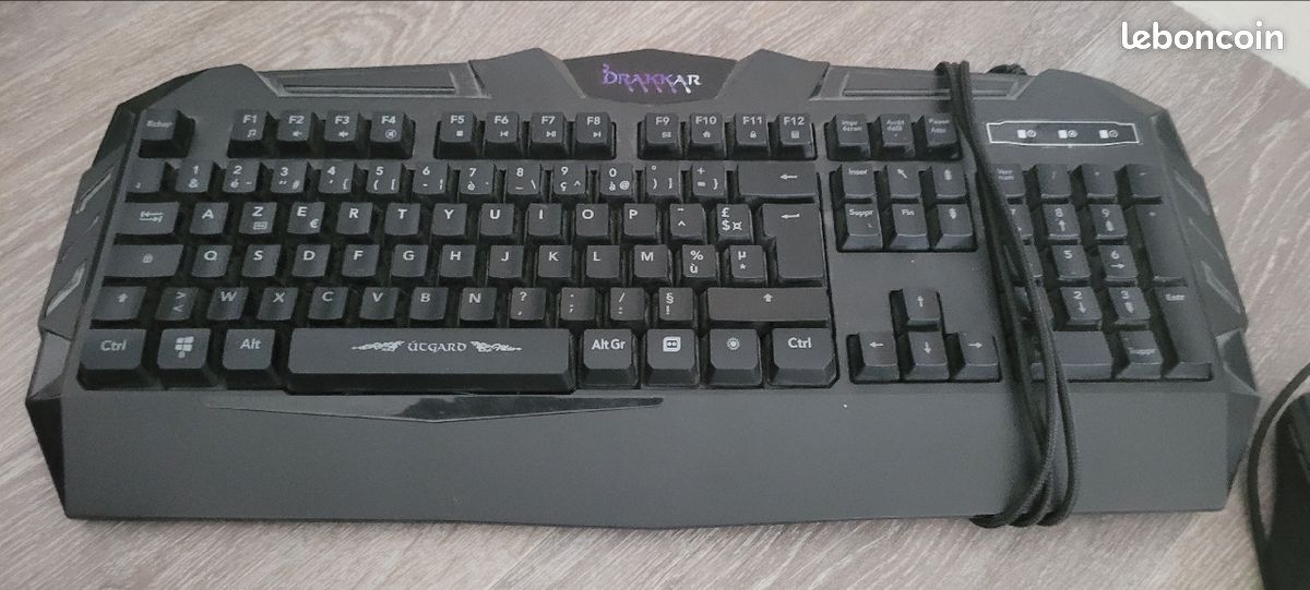 Clavier/souris/tapis de souris (image 1)