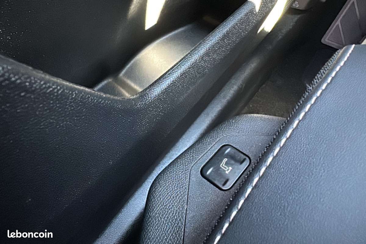 Peugeot 5008 HYBRID 145 E-DCS6 ALLURE PLUS -36% (image 14)