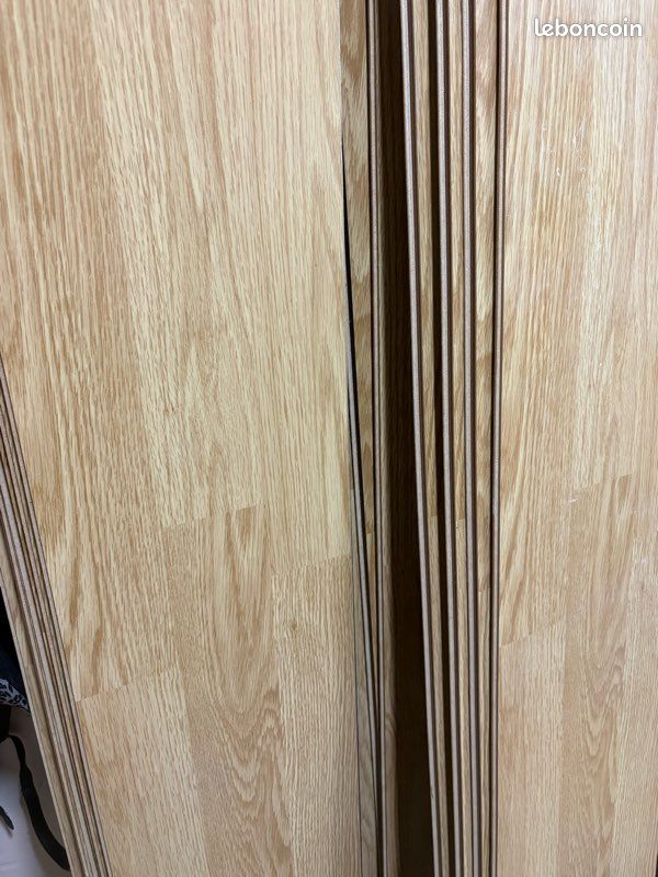 10. M² parquet stratifié (image 1)