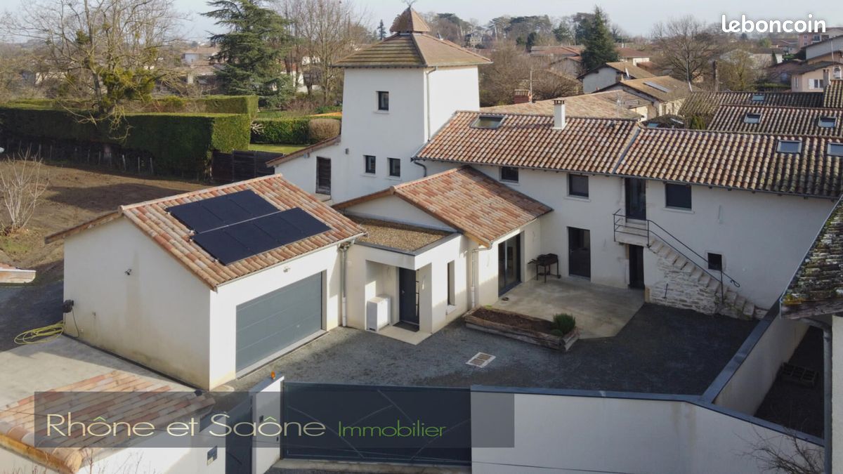 Maison 7 pièces 205 m² · à Villefranche-sur-Saône · 205 m² · 599 000 €
