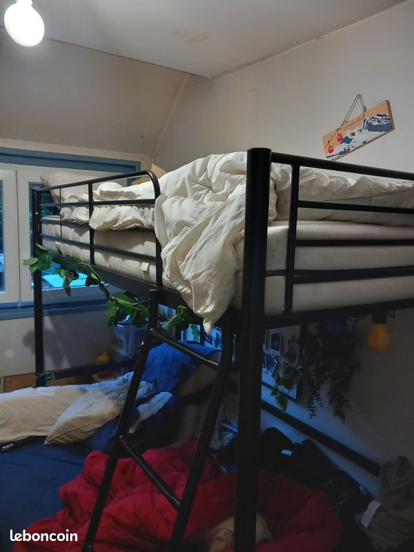Lit en hauteur (image 1)