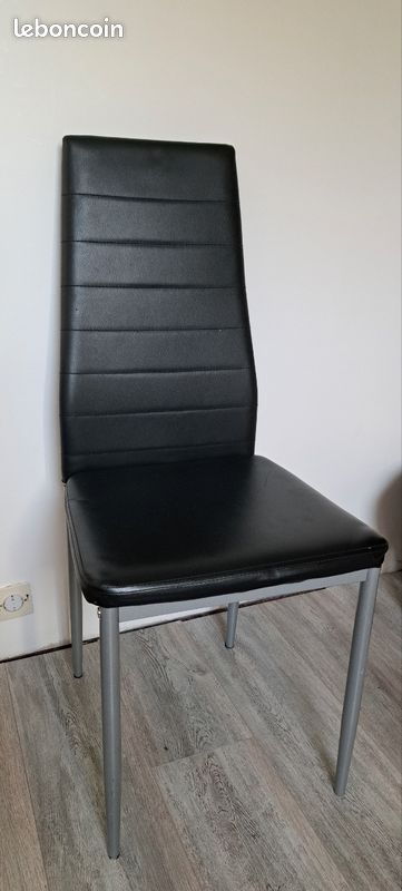 Table en verre et 4 chaises (image 4)
