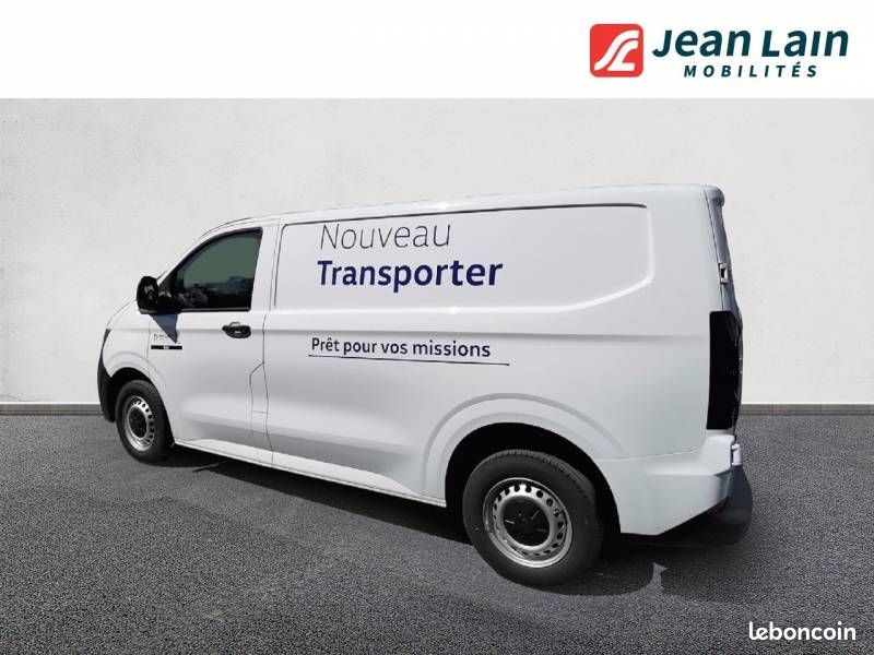 Volkswagen Transporter FOURGON VAN L1H1 2.0 TDI 150 BVA8 BUSINESS (image 8)
