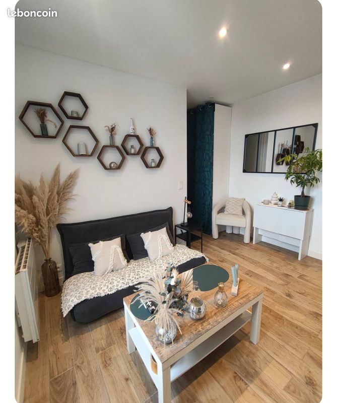 Appartement 2 pièces 27 m² · à Saint-Denis · 27 m² · 220 000 €
