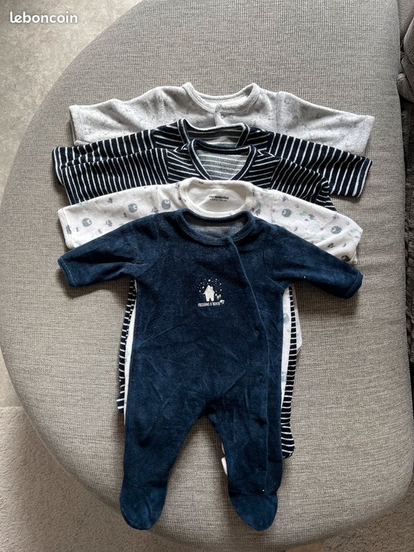 Vêtement bébé (image 1)