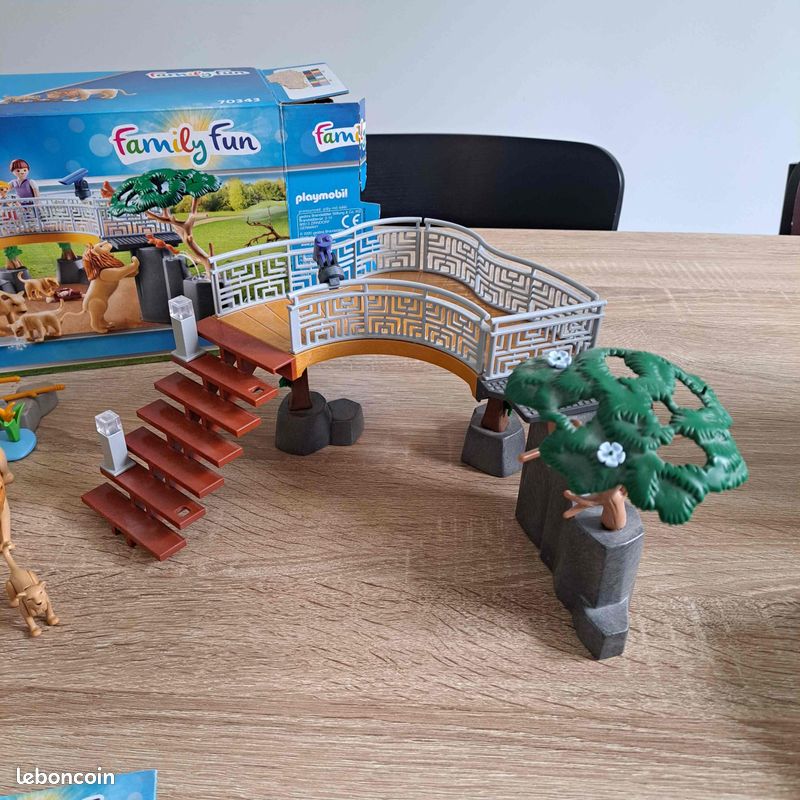 Playmobil famille de lions avec végétation 70343 - Jeux & Jouets