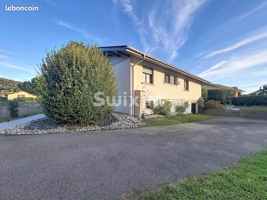 Maison 5 pièces 119 m² (image 1)