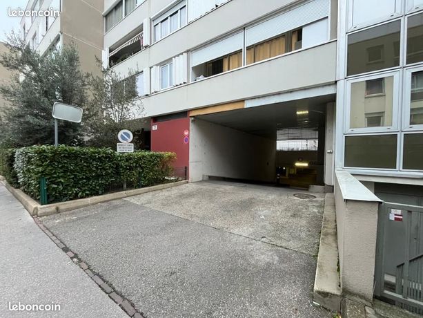 Parking couvert Gratte-Ciel