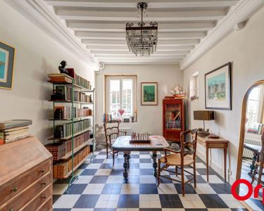 Maison 1 585 000 € - 407 m²
