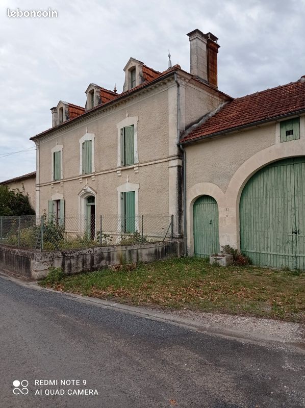 Maison 7 pièces 162 m² · à Vouharte · 162 m² · 210 000 €