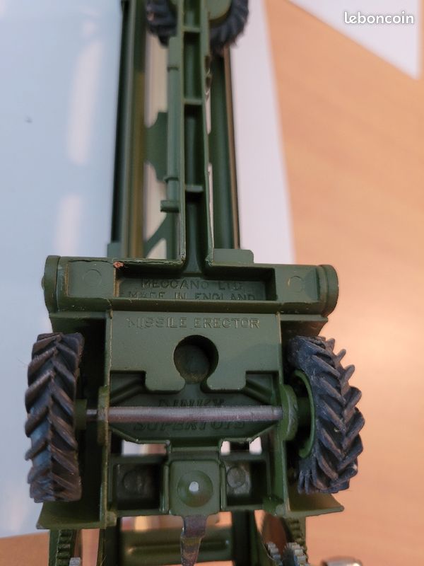 Camion Militaire Dinky Toys Avec Plateforme Pour Fusée Corporal - Vintage Métal - Complet