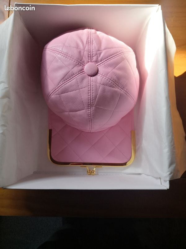 Casquette moschino couture (image 1)
