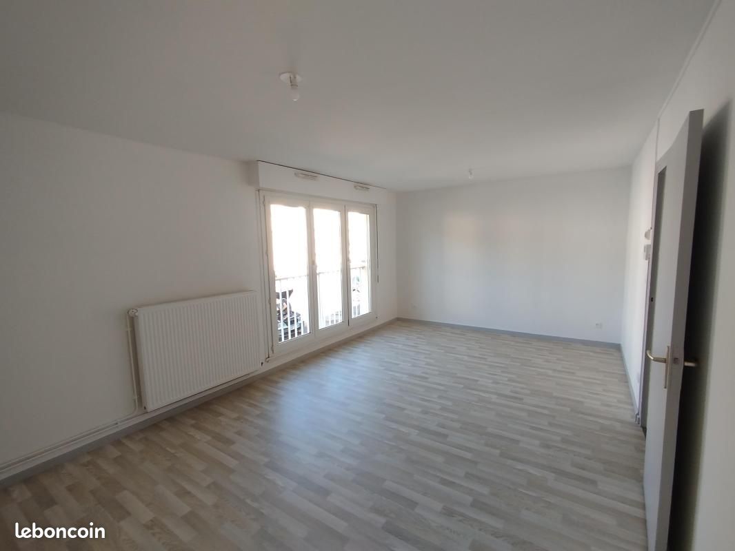 Appartement 1 pièce 31 m² · à Saint-Nabord · 31 m² · 318 €/mois