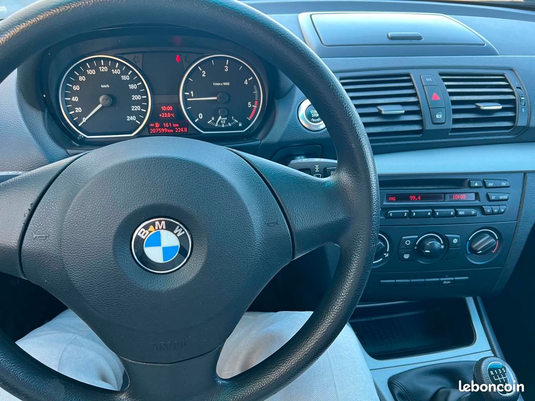 BMW Série 1 116d 115ch Edition 5p (image 12)