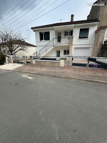 https://img.leboncoin.fr/api/v1/lbcpb1/images/7b/f6/58/7bf6588ae60c8d2843a3f54ee3e10439edbfe566.jpg?rule=ad-image