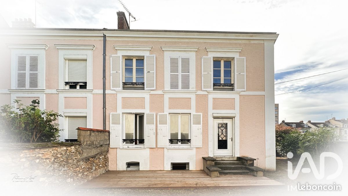Appartement 5 pièces 98 m² · à Melun · 98 m² · 295 000 €