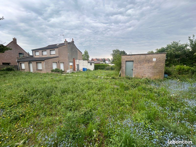 Maison 10 pièces 180 m² · à Capinghem · 180 m² · 246 000 €