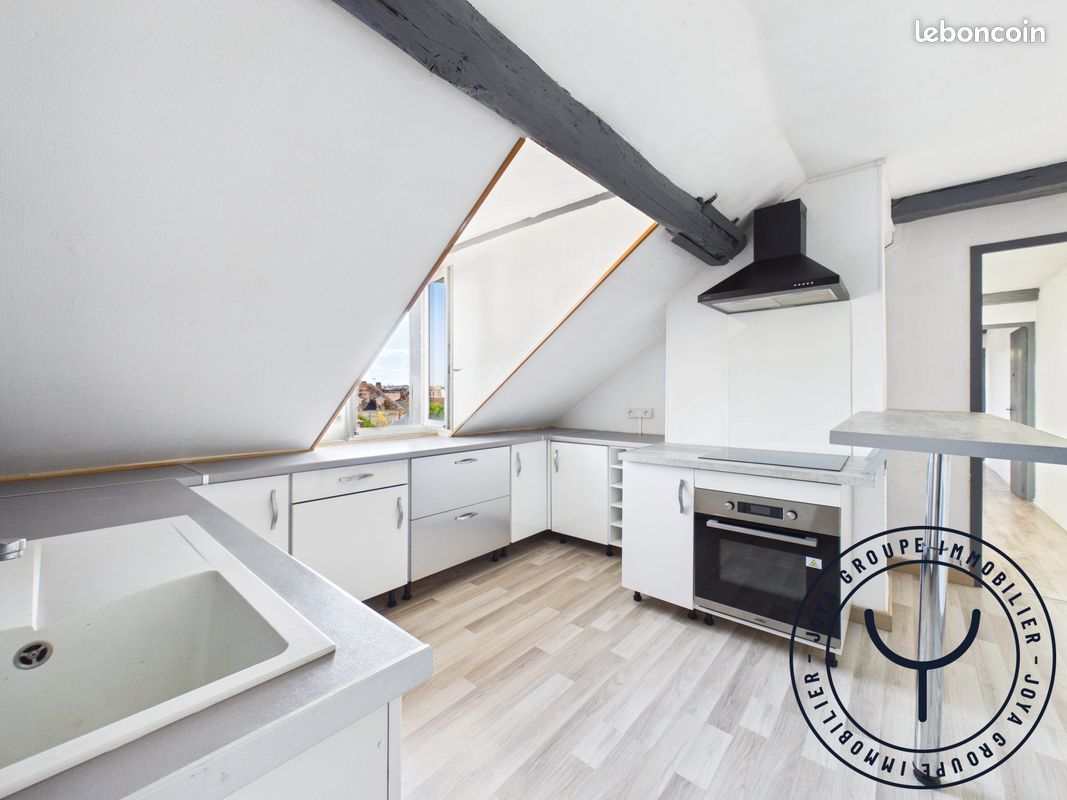 Appartement 3 pièces 41 m² · à Sainte-Savine · 41 m² · 66 000 €