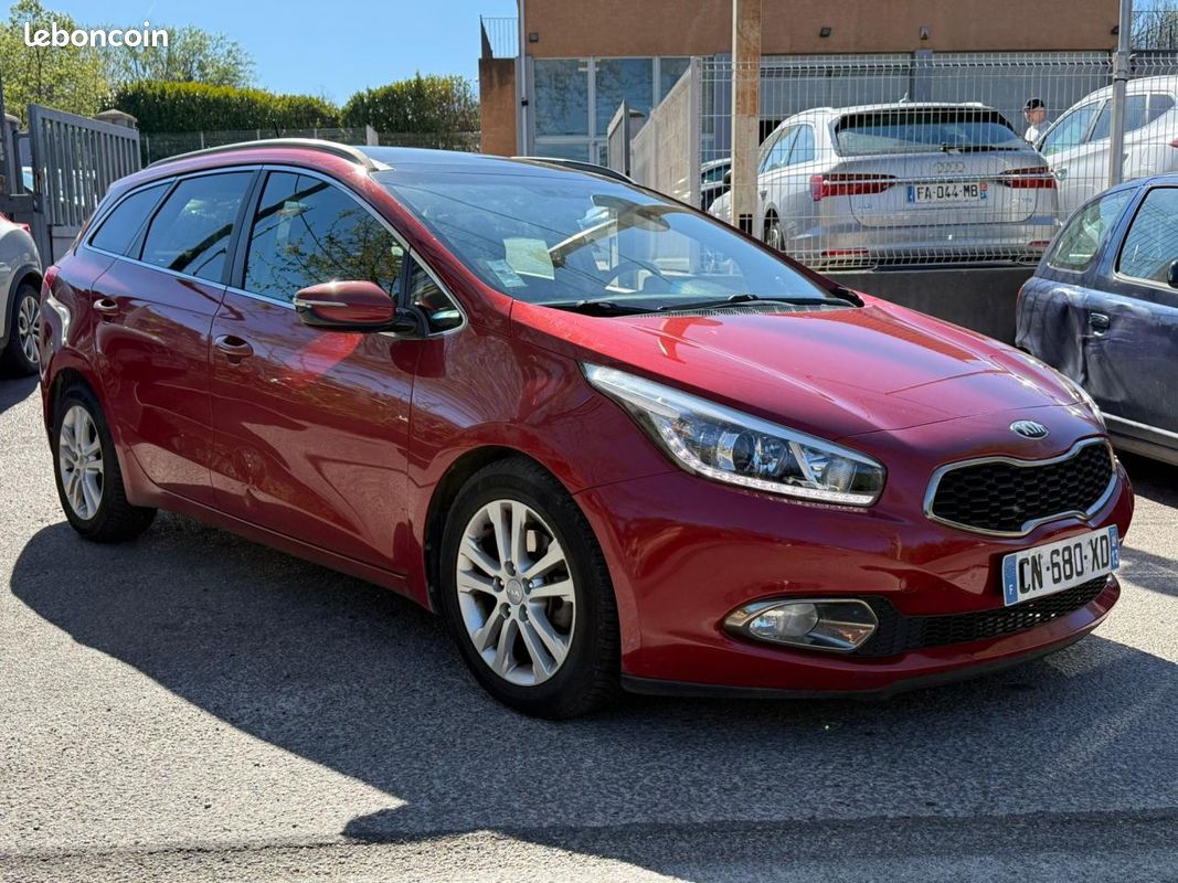 KIA CEED SW 1.6 GDi - 135 Active TOIT PANO OUVRANT (image 1)