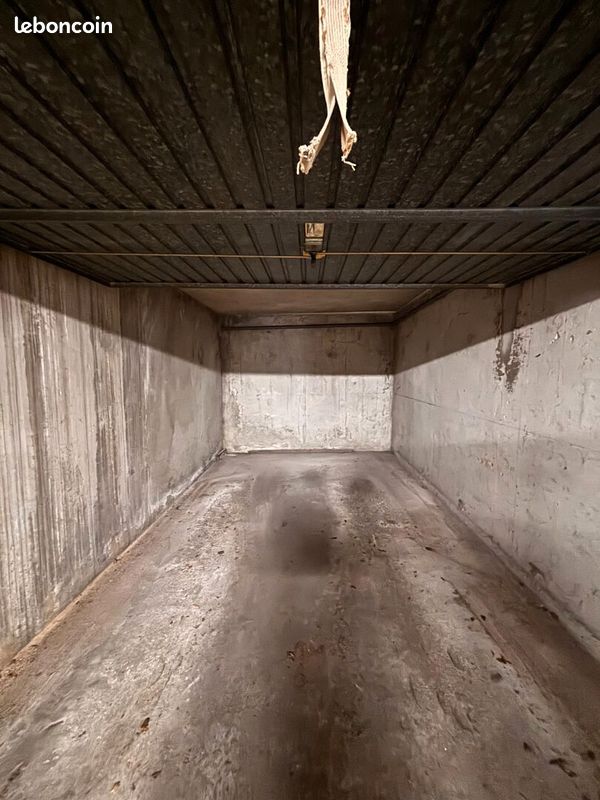Parking 23 m² · à Caen · 23 m² · 17 000 €
