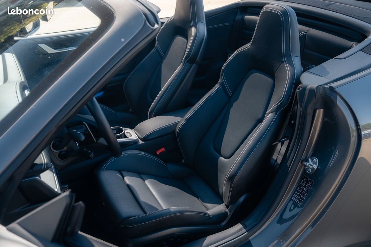 Porsche 911 Carrera 4S Cabriolet Type 992.1 PDK 450cv - 1ère main française (image 21)