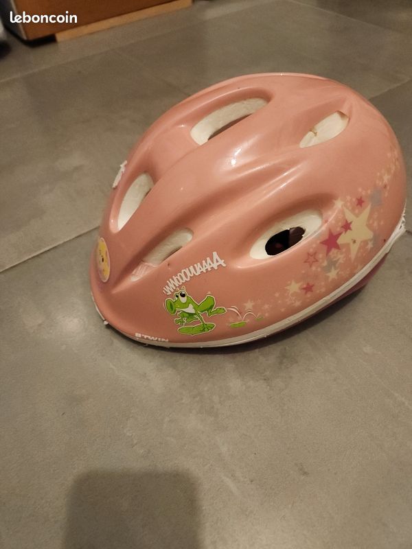 Casque de vélo rose - Equipement du cycliste