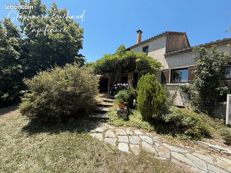 Maison 7 pièces 212 m² · à Châteauvieux · 212 m² · 485 000 €