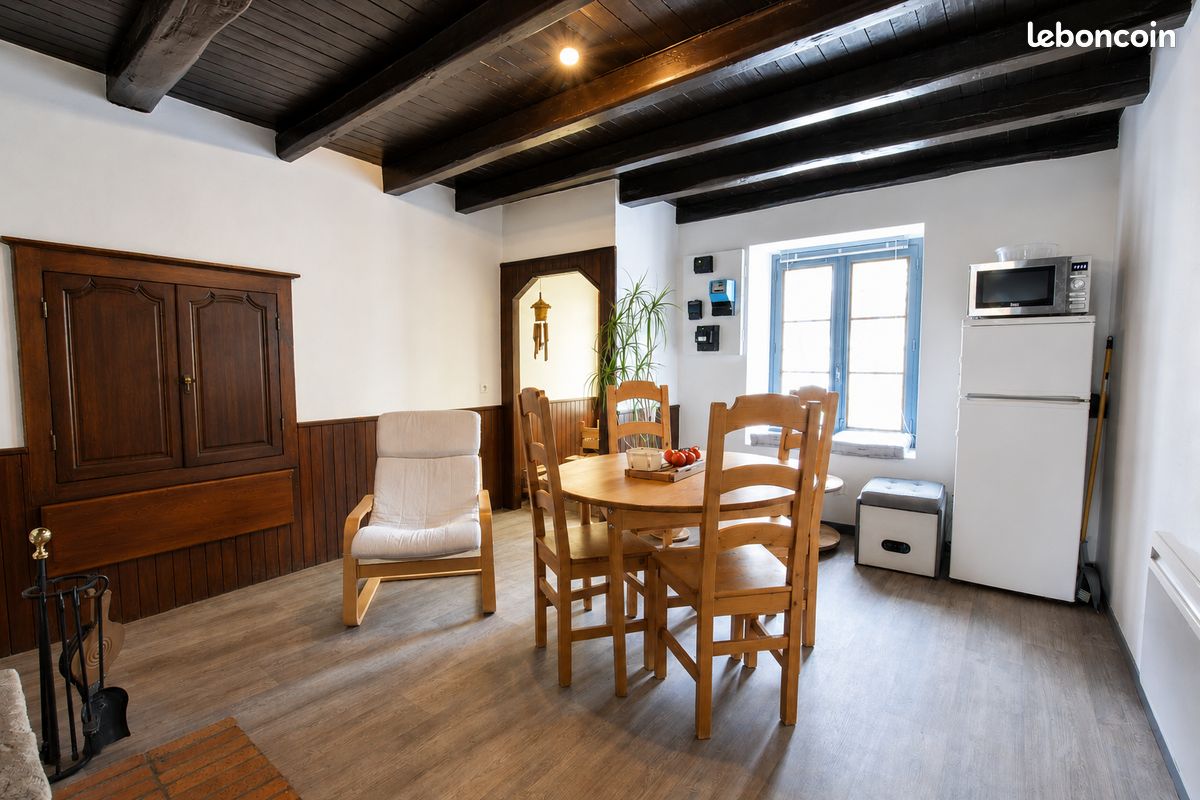 Maison 5 pièces 100 m² · à Saint-Aupre · 100 m² · 900 €/mois