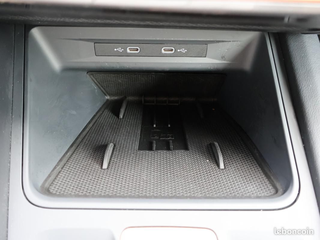 Cupra Leon SPORTSTOURER 1.5 eTSI Hybrid 150 ch DSG7 V (image 27)