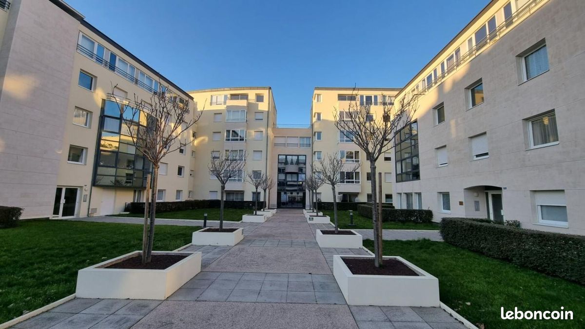 Appartement 3 pièces 64 m² · à Caen · 64 m² · 856 €