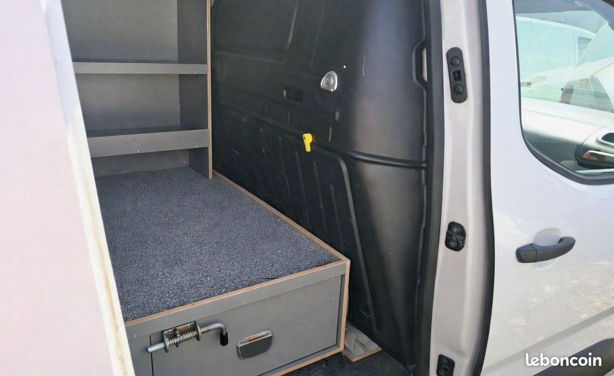 Citroën Berlingo PureTech 130 EAT8 auto – 83 256 km – 10 825  HT (image 6)
