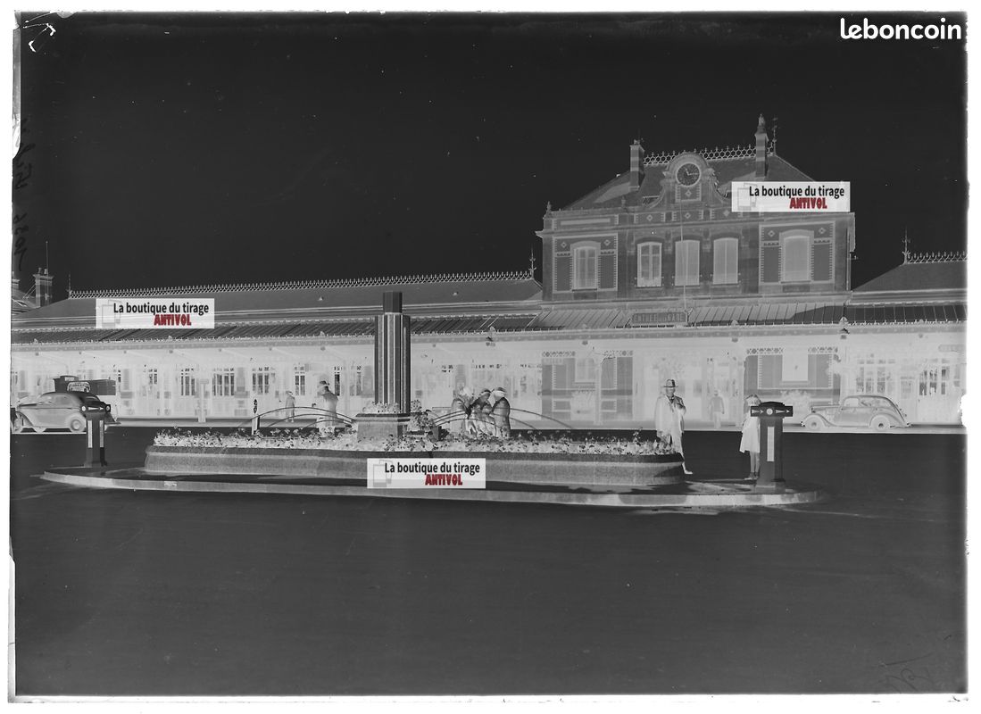 Plaque De Verre Photo Ancienne - Positif Noir Et Blanc 13x18 Cm - Casino De Vichy France 1900-1939