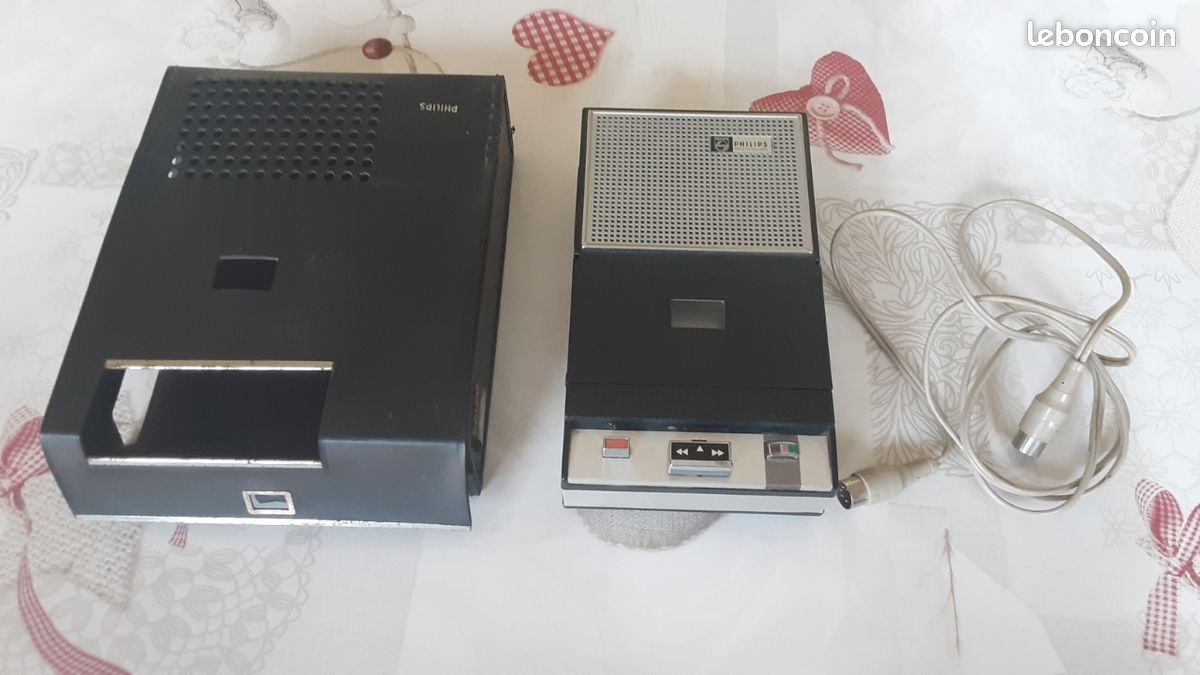 Magnétophone vintage Téléfunken | Liquid'Affaires