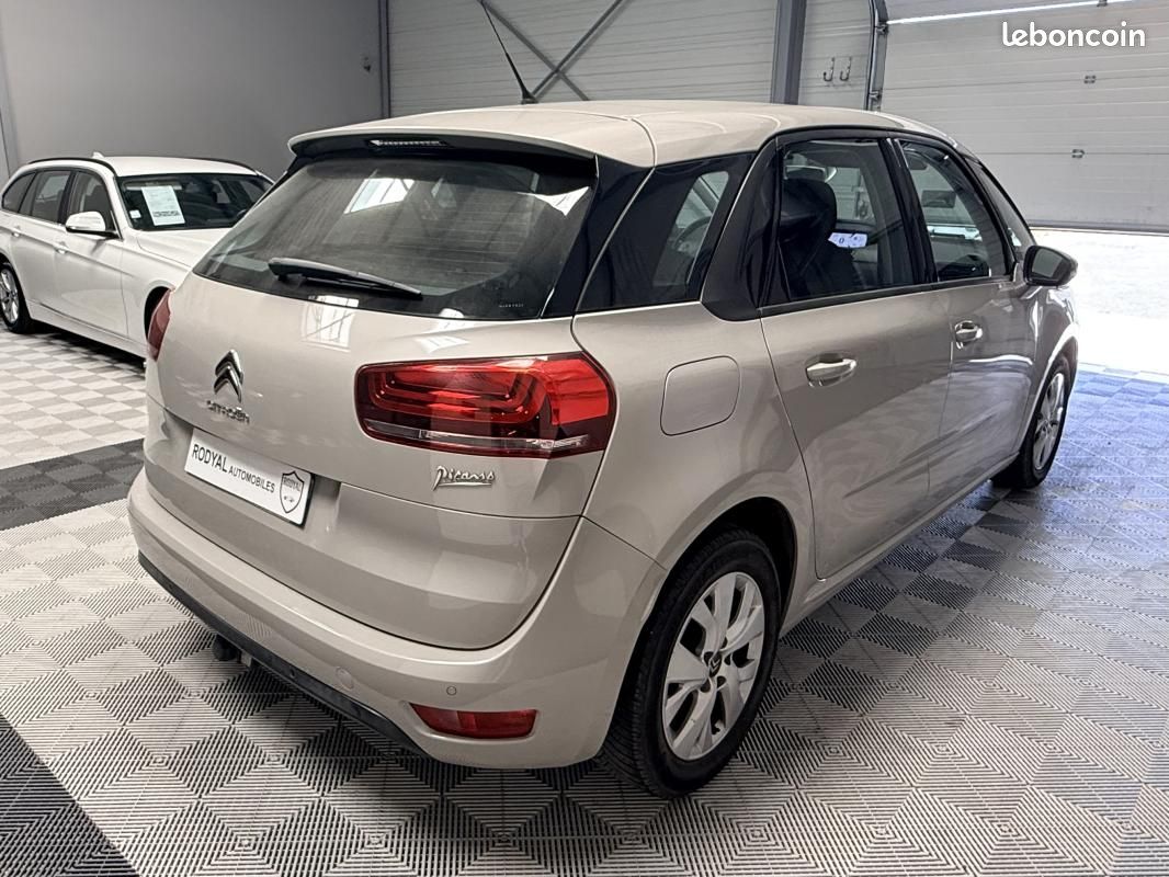 Citroën C4 Picasso 1.6 BlueHDi 120ch Feel S&S (image 3)