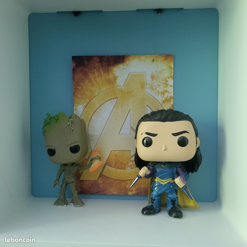 Lot 2 figurines Pop Marvel (image 1)